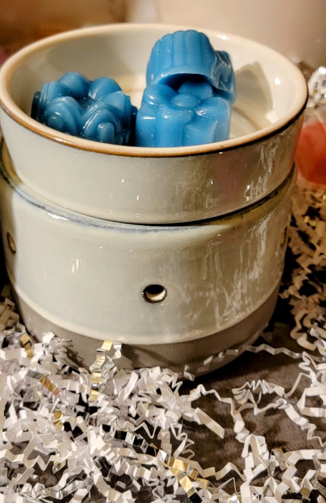 Electric Warmer for Wax Melts and Candles get a free Wax Melt with your order of Ur choice