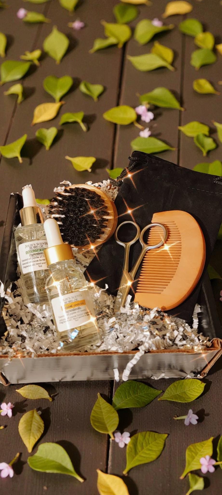 Natural Beard Oil Grooming Set | Vitamin E, Jojoba Oil, Comb (Gift for Him)